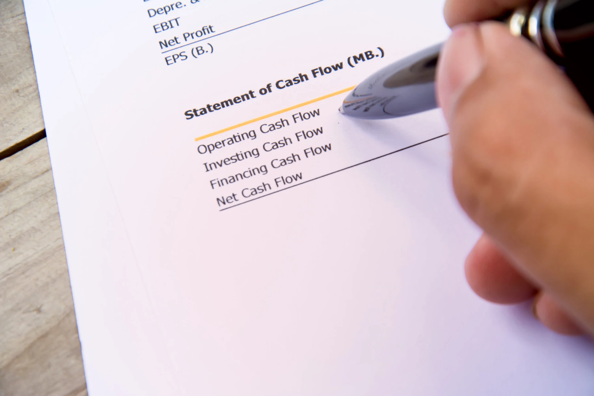 How to Improve Your Business Cash Flow with Smart Bookkeeping